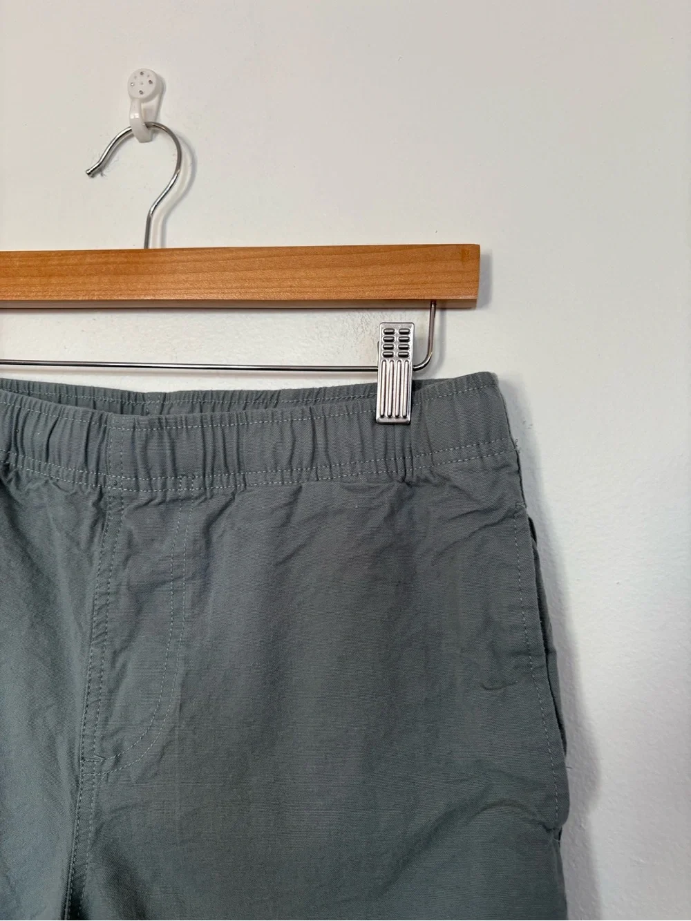 Free Fly || Stretch Canvas Shorts in Shale Green Gray Drawstring Small